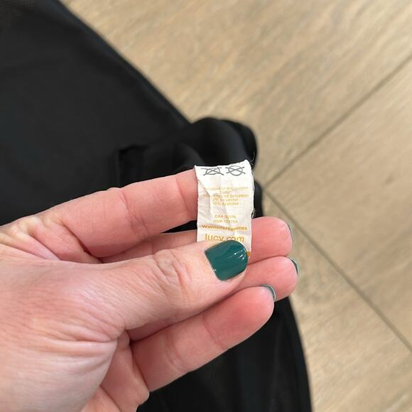 LUCY Black Flow Yoga Mesh Polyester V Neck High Low Tank Top Gym Active Size XS - Picture 9 of 9